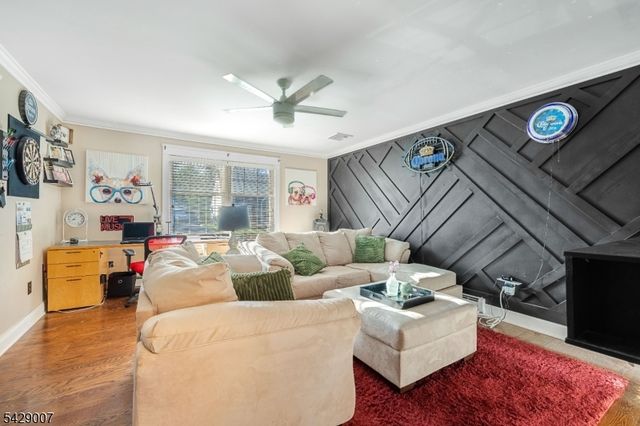 28 Hopson Ave, Little Falls Twp., NJ 07424