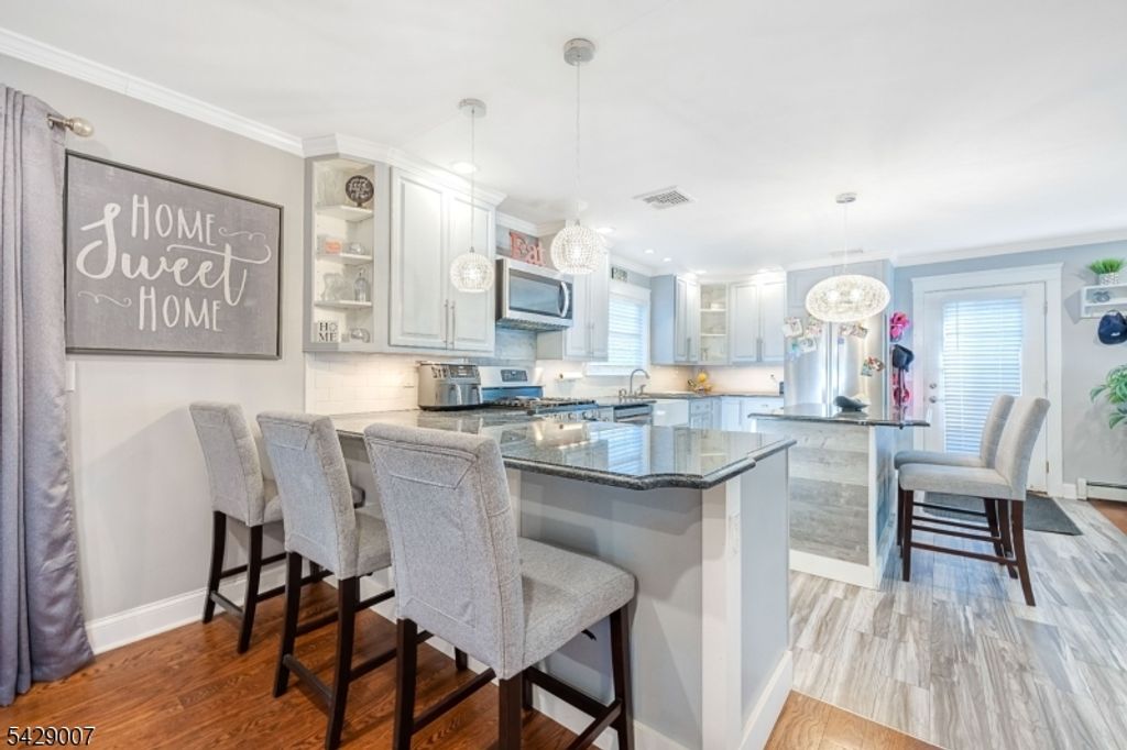 28 Hopson Ave, Little Falls Twp., NJ 07424