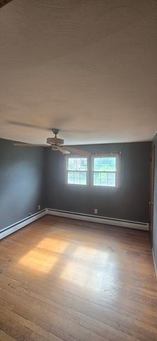 119 Longwood Dr, Chicopee, MA 01020