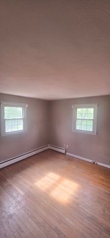 119 Longwood Dr, Chicopee, MA 01020