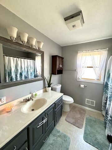 1521 Stark STREET, Kewaskum, WI 53040