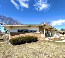 1521 Stark STREET, Kewaskum, WI 53040