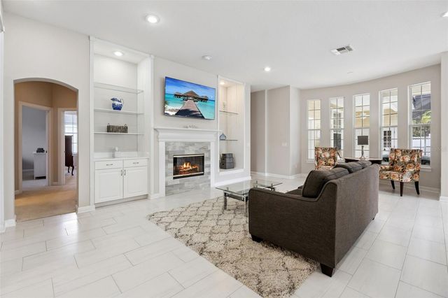 707 EAGLE WOODS TRAIL, Celebration, FL 34747