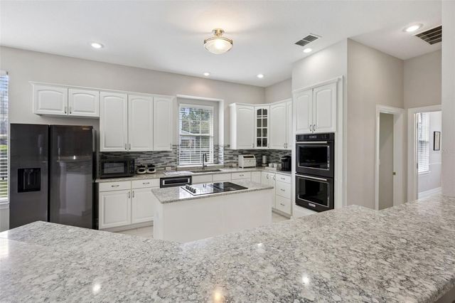 707 EAGLE WOODS TRAIL, Celebration, FL 34747