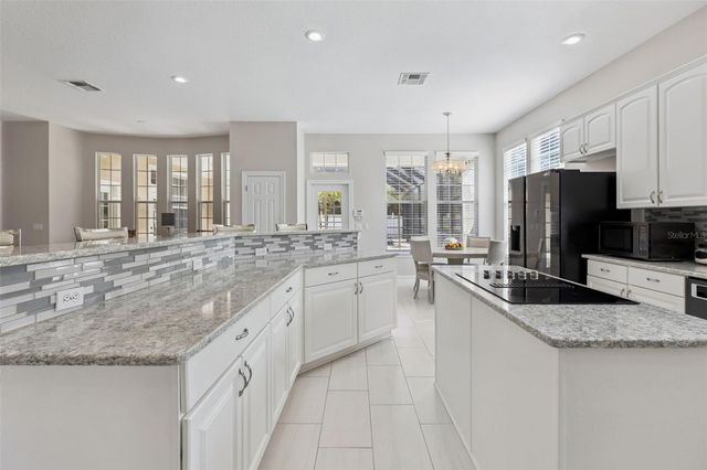 707 EAGLE WOODS TRAIL, Celebration, FL 34747