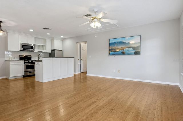 707 EAGLE WOODS TRAIL, Celebration, FL 34747