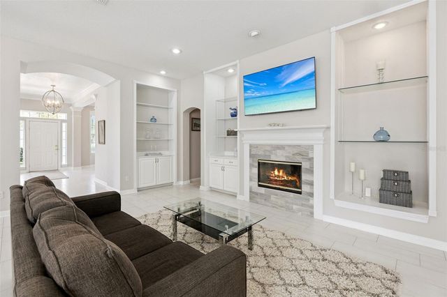 707 EAGLE WOODS TRAIL, Celebration, FL 34747