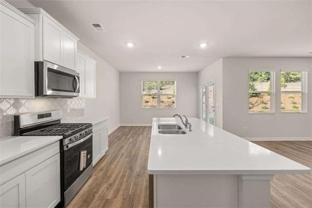 201 Lauritsen Way, Newnan, GA 30265