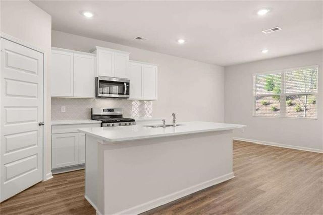 201 Lauritsen Way, Newnan, GA 30265