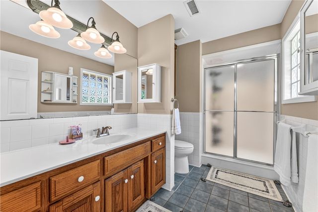 2244 Country Lane, Springdale, AR 72762