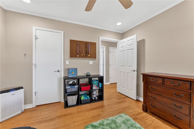 2244 Country Lane, Springdale, AR 72762