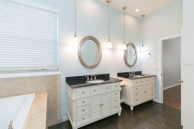 5315 SPECTACULAR BID DRIVE, Wesley Chapel, FL 33544