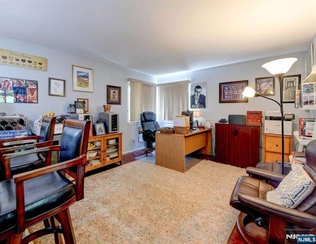 590 Sanderling Court 590, Secaucus, NJ 07094