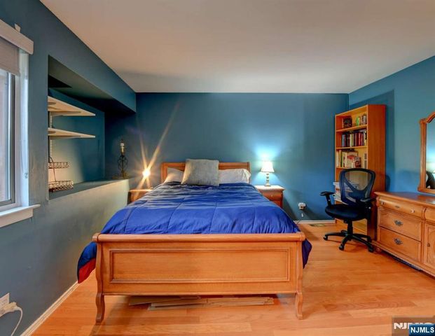 590 Sanderling Court 590, Secaucus, NJ 07094