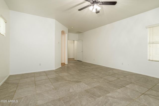 12175 W LOCUST Lane, Avondale, AZ 85323