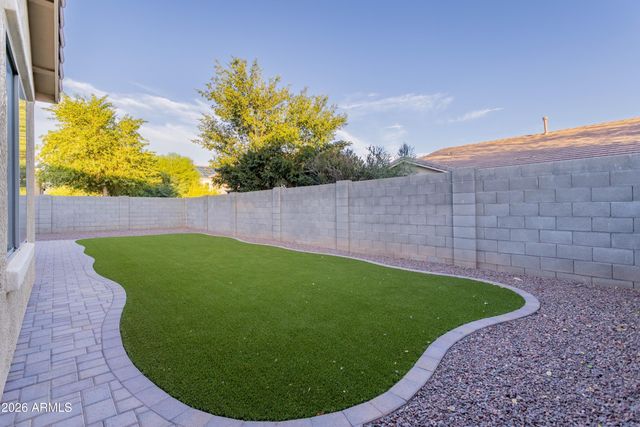 12175 W LOCUST Lane, Avondale, AZ 85323