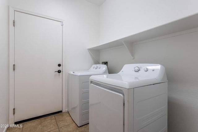 12175 W LOCUST Lane, Avondale, AZ 85323
