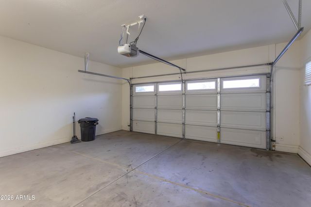 12175 W LOCUST Lane, Avondale, AZ 85323