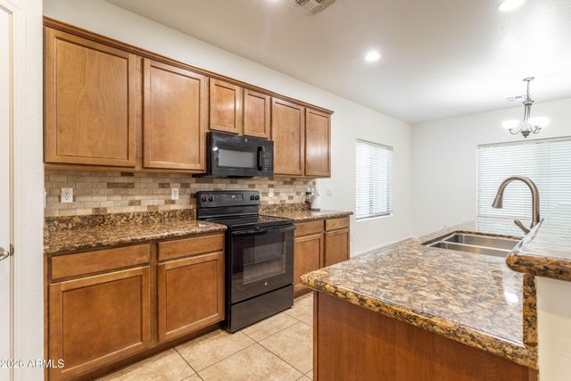 12175 W LOCUST Lane, Avondale, AZ 85323