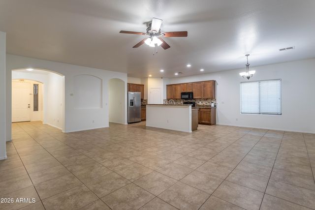 12175 W LOCUST Lane, Avondale, AZ 85323