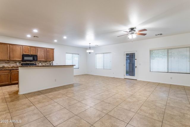 12175 W LOCUST Lane, Avondale, AZ 85323