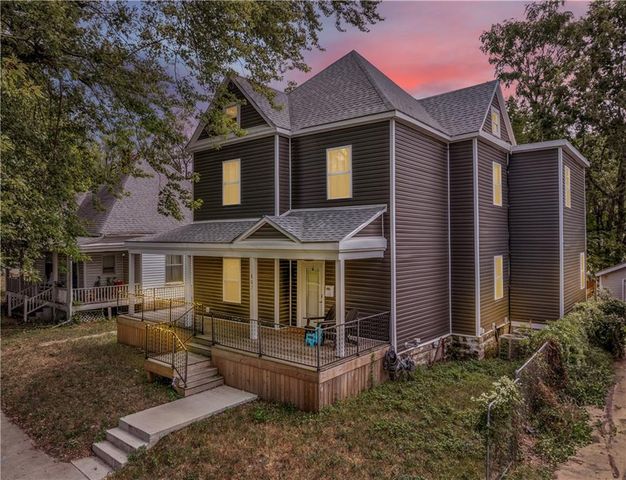 807 W 7th Street, Sedalia, MO 65301