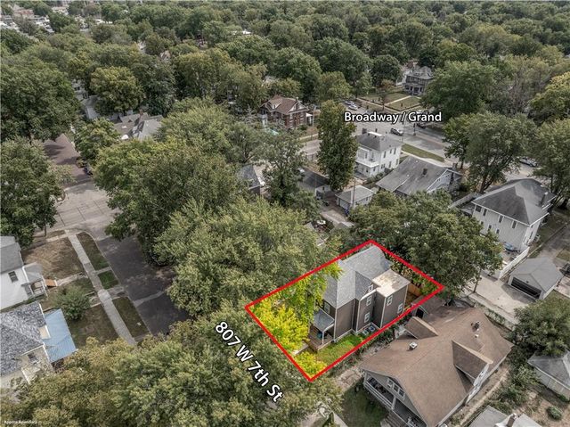 807 W 7th Street, Sedalia, MO 65301