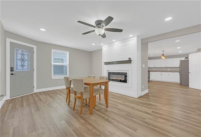 807 W 7th Street, Sedalia, MO 65301