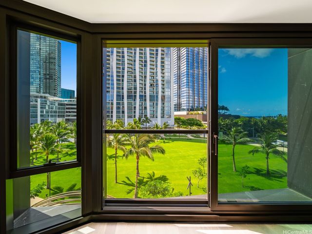 333 Ward Avenue 420, Honolulu, HI 96814