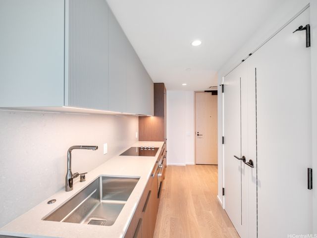 333 Ward Avenue 420, Honolulu, HI 96814
