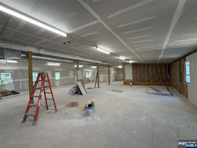 639 Teaneck, Teaneck, NJ 07666