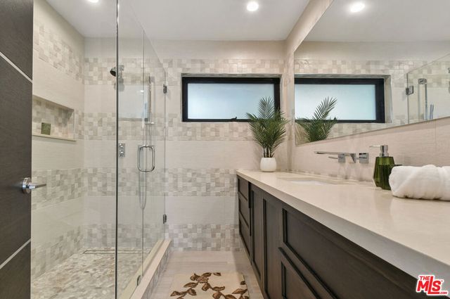 4423 Bergamo Drive, Los Angeles, CA 91436
