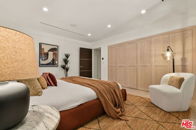 4423 Bergamo Drive, Los Angeles, CA 91436