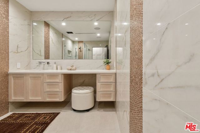 4423 Bergamo Drive, Los Angeles, CA 91436