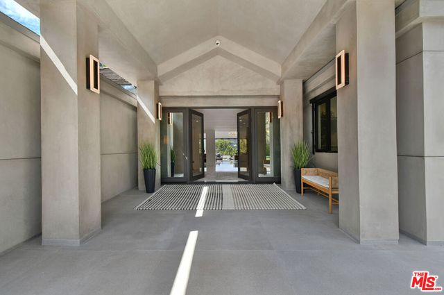 4423 Bergamo Drive, Los Angeles, CA 91436