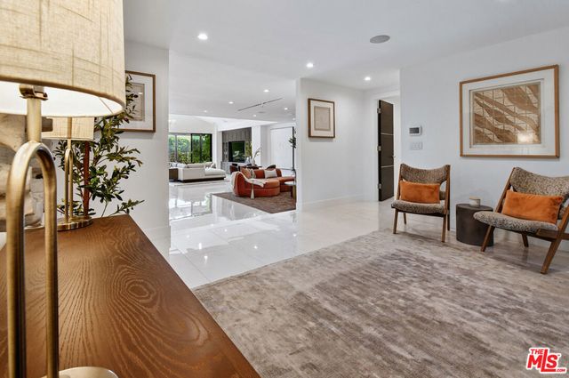 4423 Bergamo Drive, Los Angeles, CA 91436