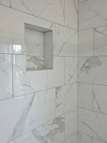 8398 W Outer Drive W, Detroit, MI 48219