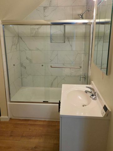 8398 W Outer Drive W, Detroit, MI 48219