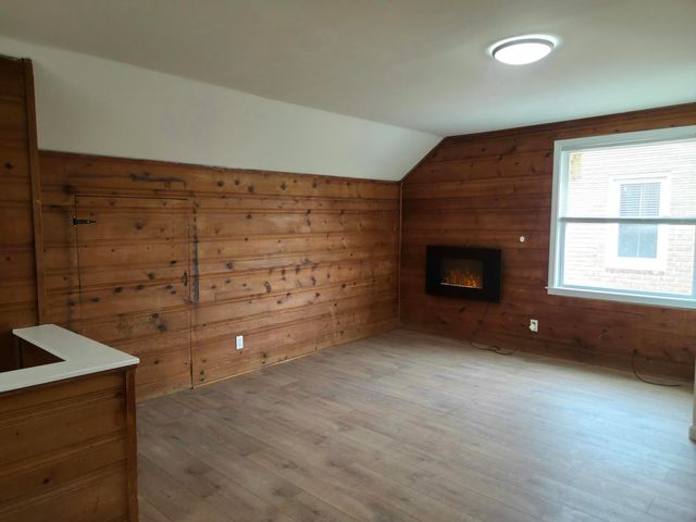 8398 W Outer Drive W, Detroit, MI 48219