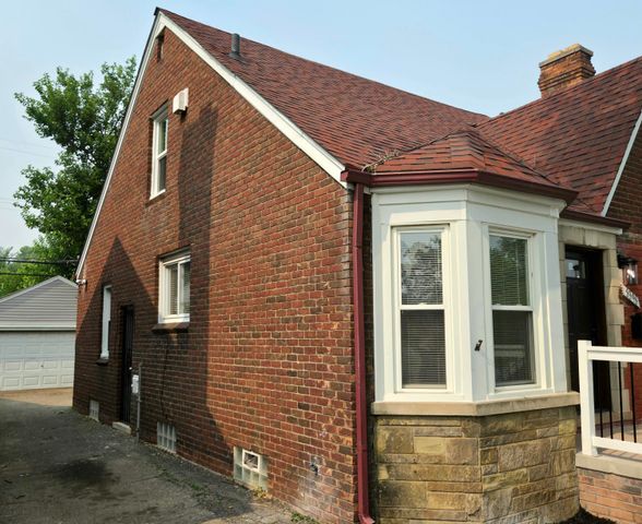 8398 W Outer Drive W, Detroit, MI 48219