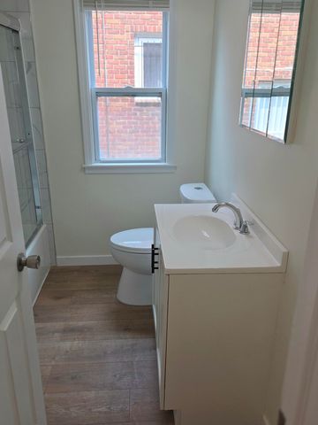 8398 W Outer Drive W, Detroit, MI 48219