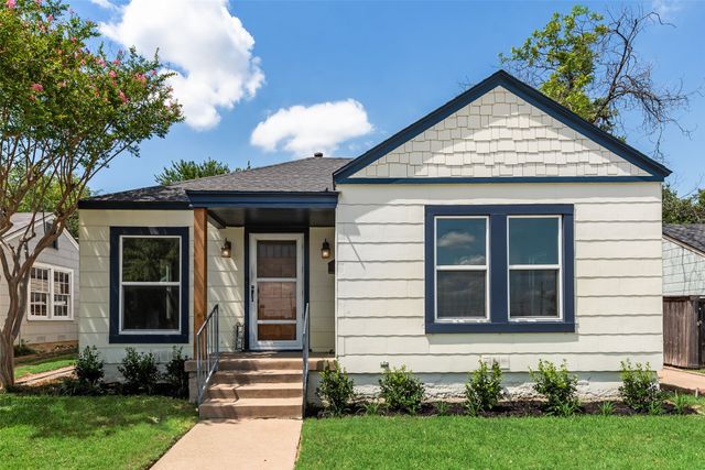 4616 Calmont Avenue, Fort Worth, TX 76107