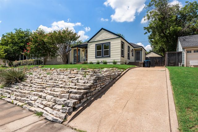 4616 Calmont Avenue, Fort Worth, TX 76107