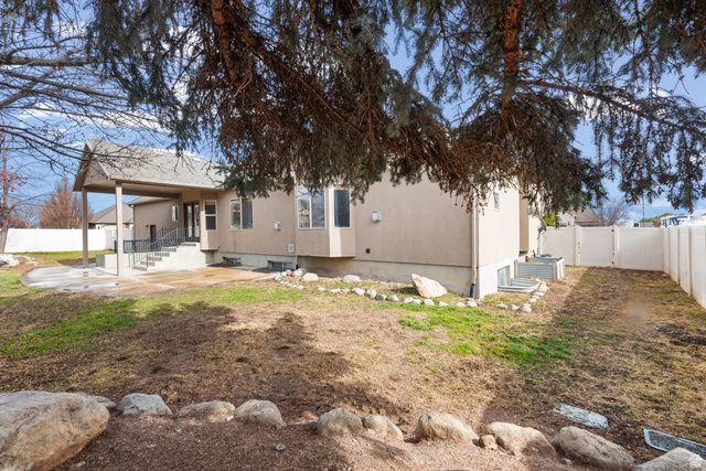 12472 S FREEDOM HILL WAY, Herriman, UT 84096