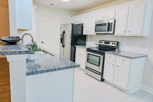 2814 Nancy Drive, Phenix City, AL 36870