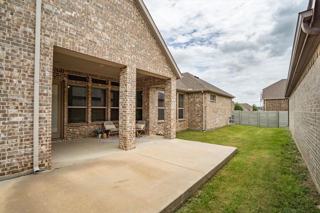 932 Parkside Drive, Argyle, TX 76226