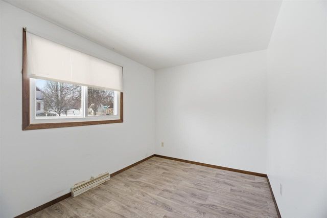 224 S TELULAH AVENUE, Appleton, WI 54915