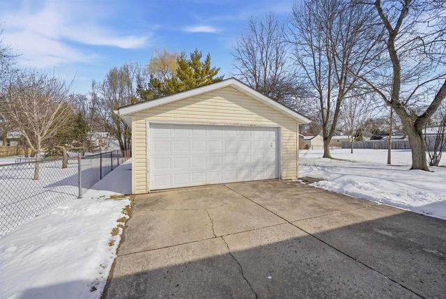 224 S TELULAH AVENUE, Appleton, WI 54915