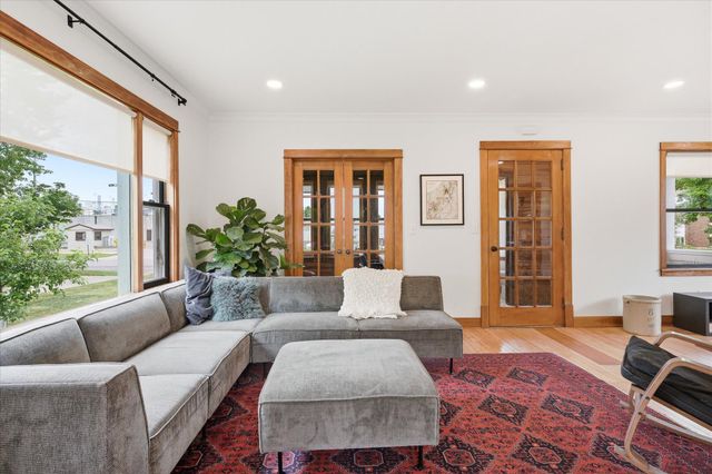 313 W 4th Street, Monticello, MN 55362