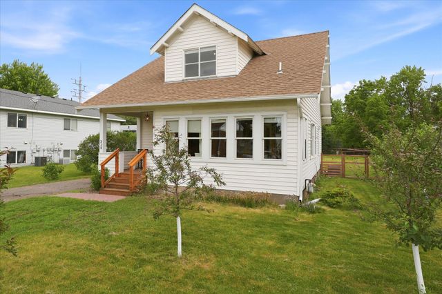313 W 4th Street, Monticello, MN 55362
